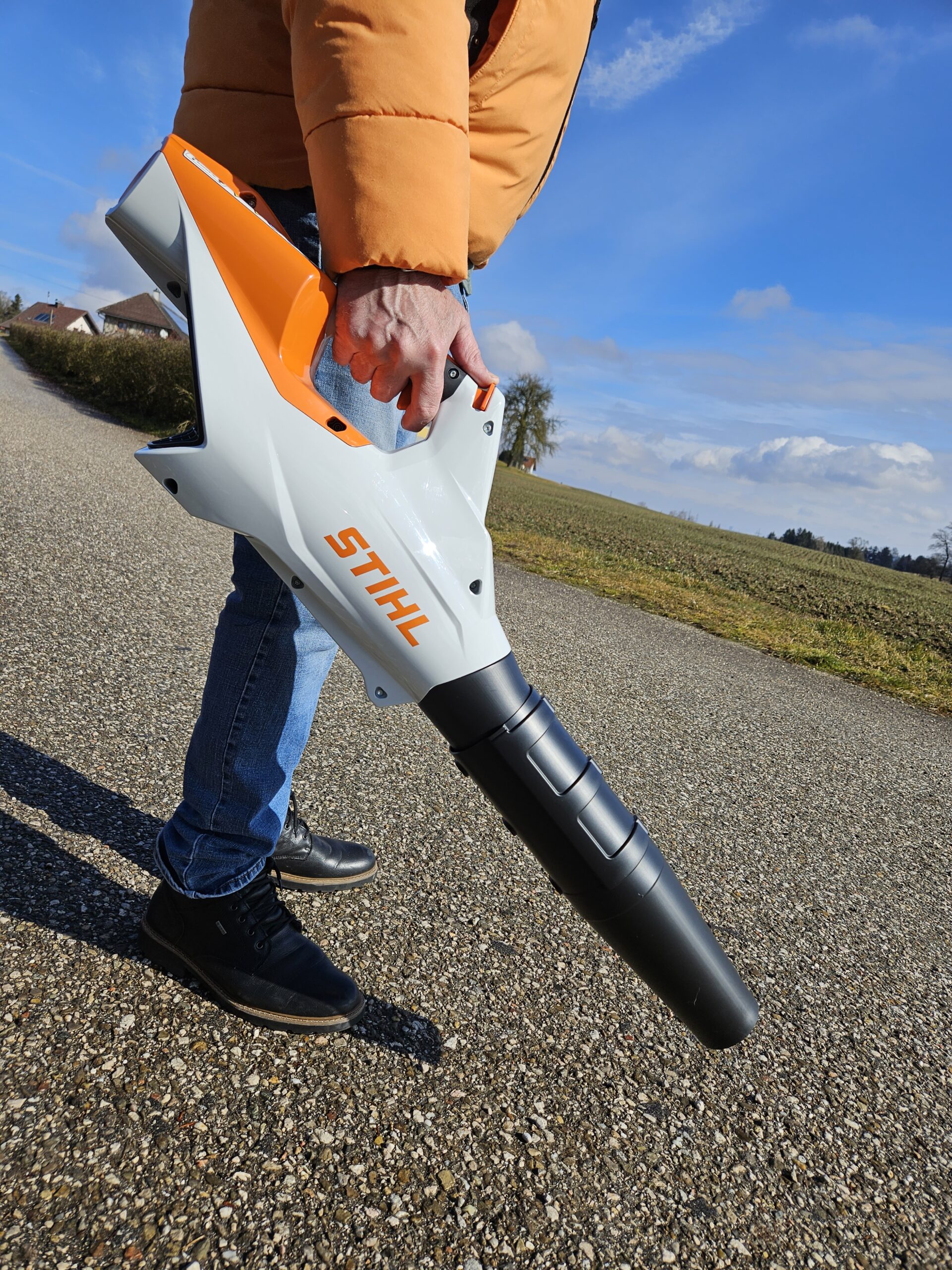 Akku-Laubbläser Profi 36V - Thumbnail 3